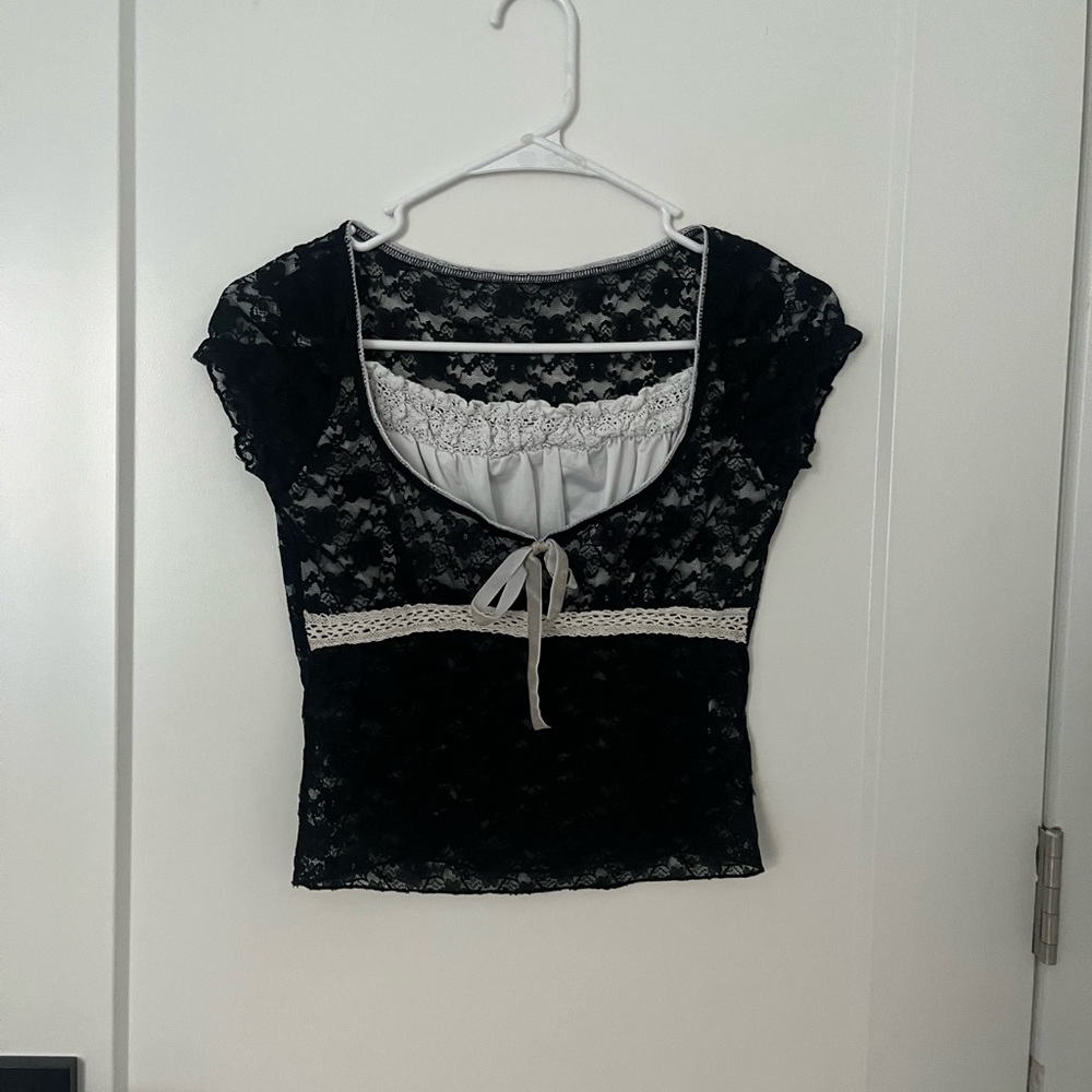 Amazon Black and White Lace Blouse